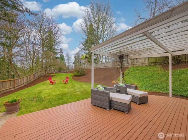 16006 88th Avenue NE, Kenmore, WA 98028