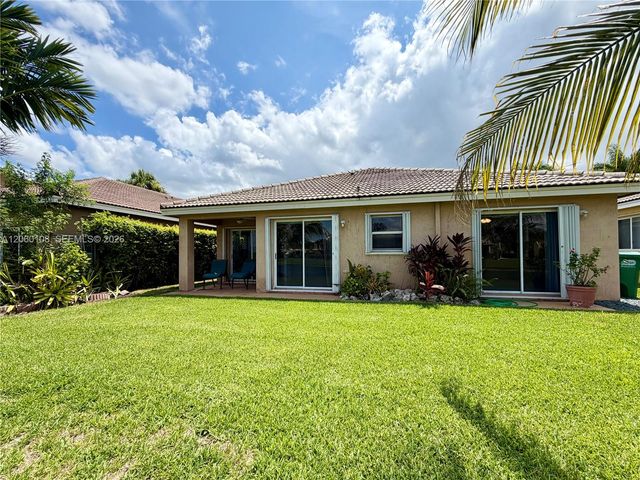 7557 SW 164th Ct, Miami, FL 33193