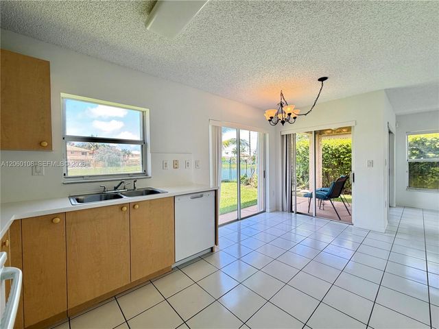 7557 SW 164th Ct, Miami, FL 33193