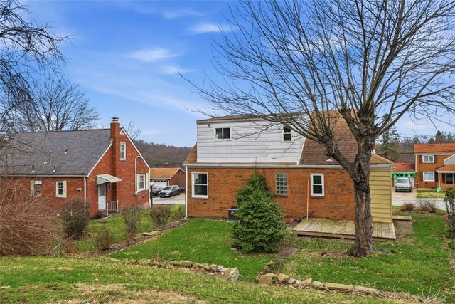 169 CARMELLA, White Oak, PA 15131