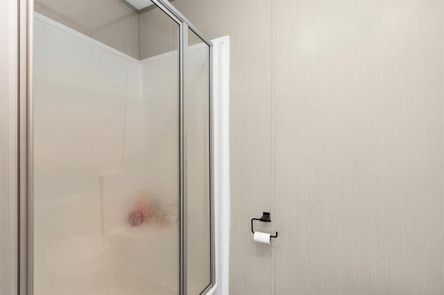 622 Lake Shore Drive, Trinity, TX 75862