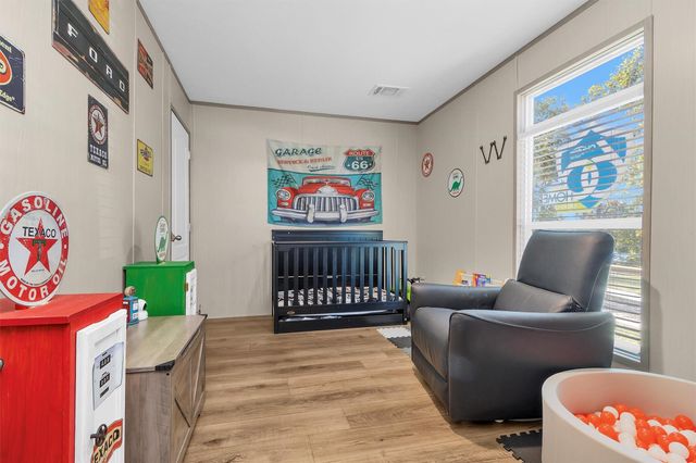 622 Lake Shore Drive, Trinity, TX 75862