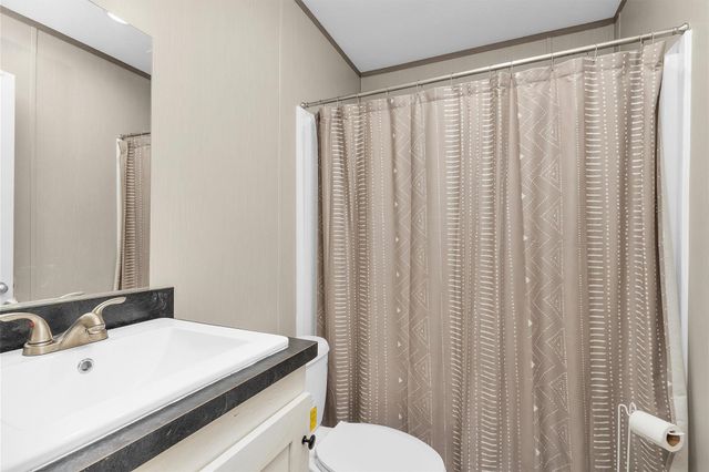 622 Lake Shore Drive, Trinity, TX 75862