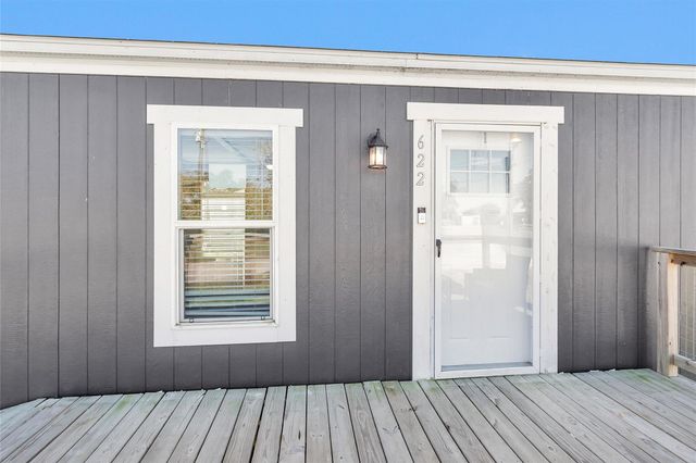 622 Lake Shore Drive, Trinity, TX 75862