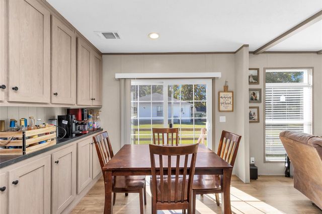 622 Lake Shore Drive, Trinity, TX 75862