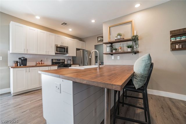 3031 Beaufort Court, North Las Vegas, NV 89032