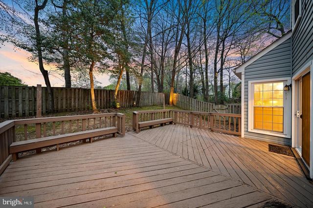 8217 BAYBERRY RIDGE RD, Fairfax Station, VA 22039