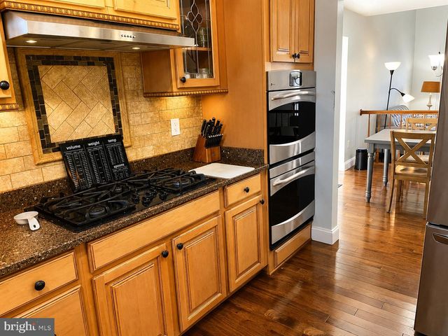 8217 BAYBERRY RIDGE RD, Fairfax Station, VA 22039