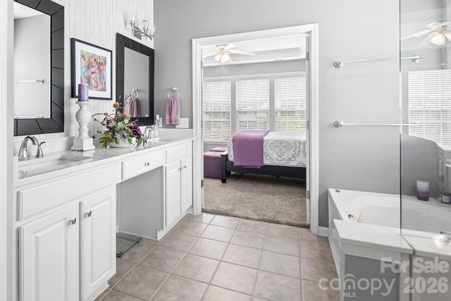 2517 Coltsgate Road, Waxhaw, NC 28173
