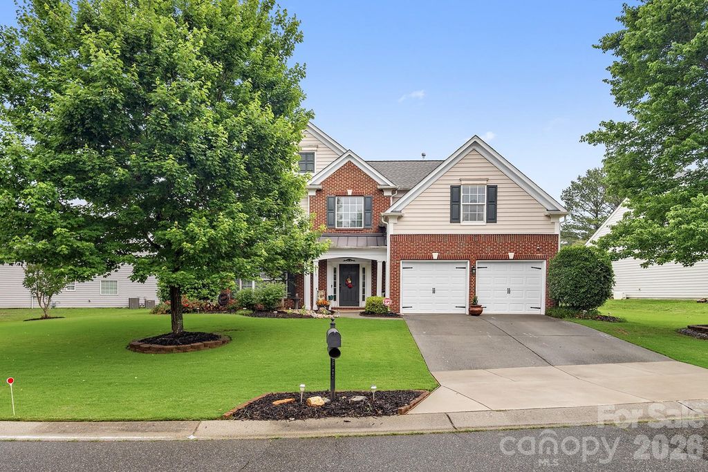 2517 Coltsgate Road, Waxhaw, NC 28173