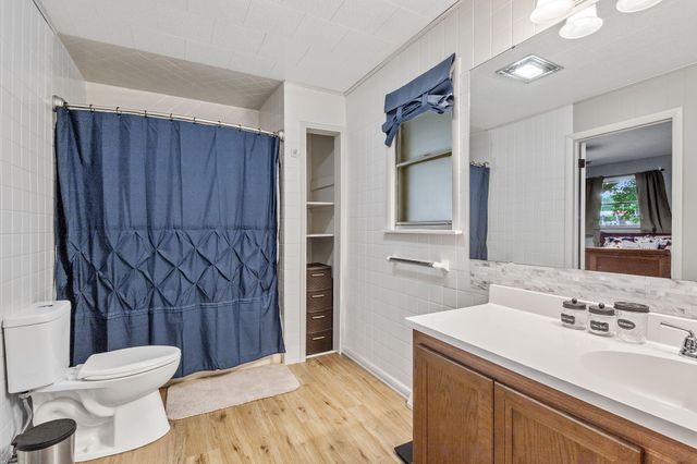 201 Sheridan Avenue, North Judson, IN 46366