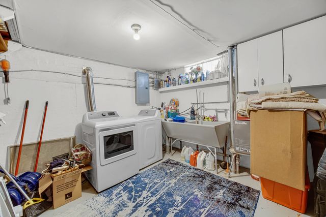 5141 W Chase Avenue, Skokie, IL 60077