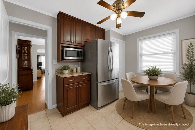 5141 W Chase Avenue, Skokie, IL 60077