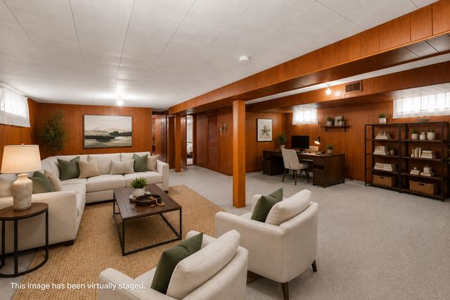 5141 W Chase Avenue, Skokie, IL 60077