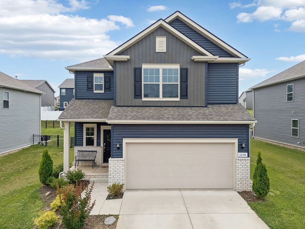 3276 Holiday Ln, Columbia, TN 38401