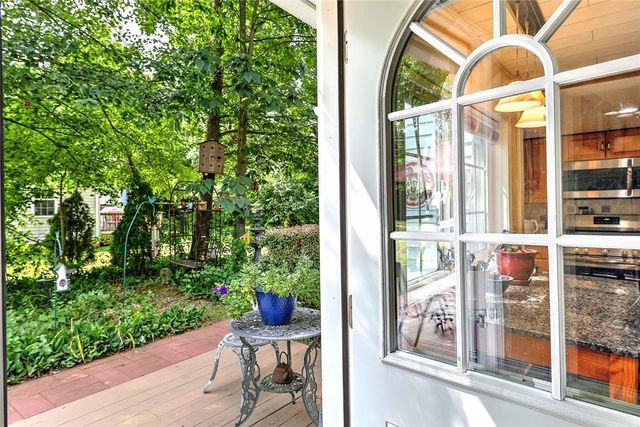 600 Cole Farm Road, Warwick, RI 02889