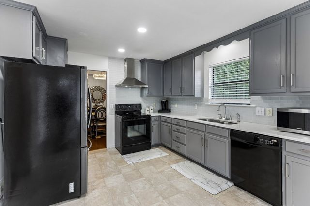 5245 Catspaw Dr, Antioch, TN 37013