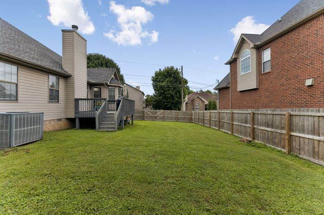 5245 Catspaw Dr, Antioch, TN 37013