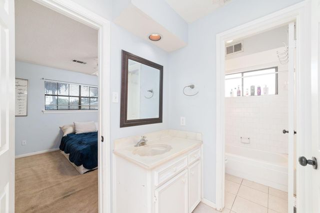 14815 Silver Sands Street, Houston, TX 77095