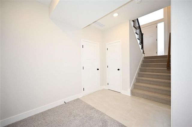 108 Johnson Circle, Dearborn, MO 64439