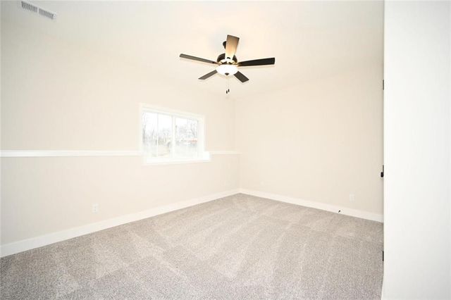 108 Johnson Circle, Dearborn, MO 64439