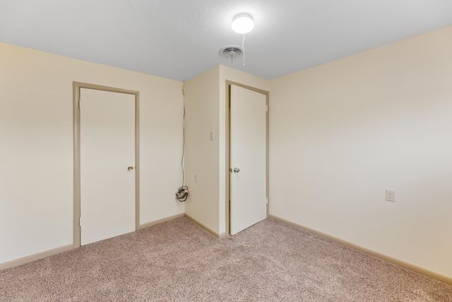 2268 S Hiram St, Wichita, KS 67213