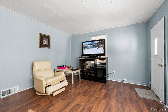 3471 Los Angeles Avenue, Warren, MI 48091