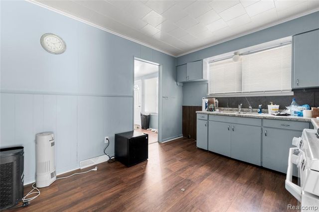 3471 Los Angeles Avenue, Warren, MI 48091