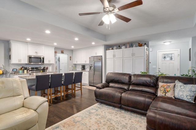 2123 Bull Run Road, Ozark, MO 65721