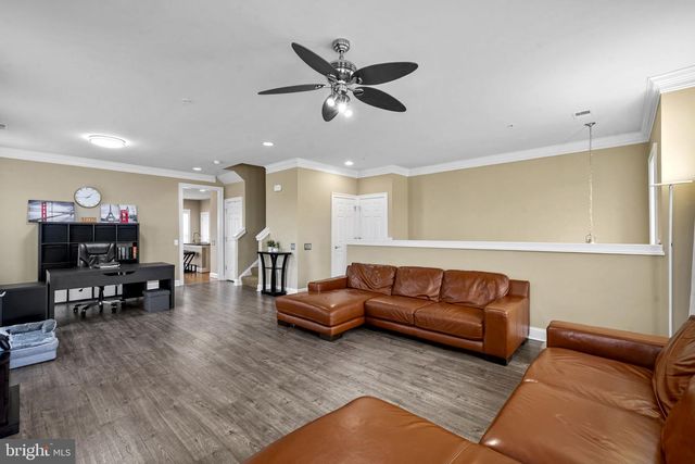 20696 ERSKINE TER, Ashburn, VA 20147