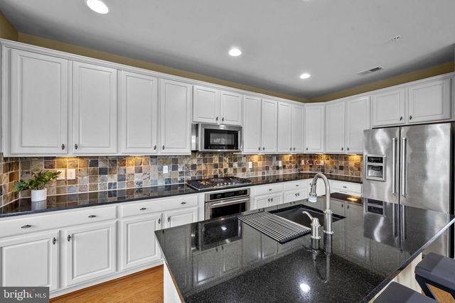 20696 ERSKINE TER, Ashburn, VA 20147