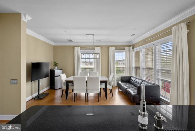 20696 ERSKINE TER, Ashburn, VA 20147