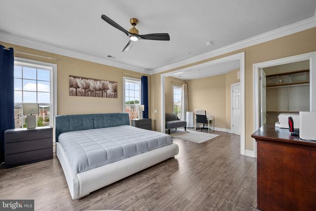 20696 ERSKINE TER, Ashburn, VA 20147
