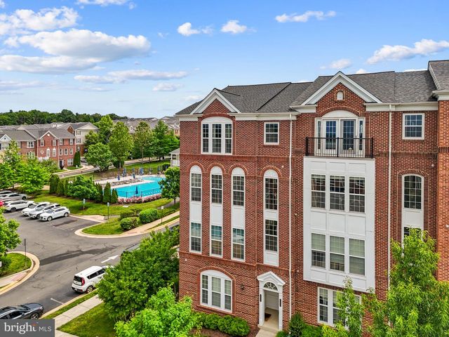 20696 ERSKINE TER, Ashburn, VA 20147