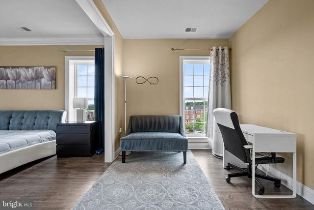 20696 ERSKINE TER, Ashburn, VA 20147