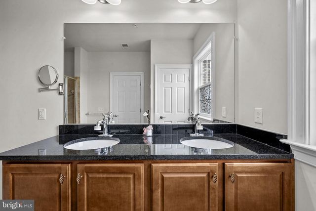 20696 ERSKINE TER, Ashburn, VA 20147