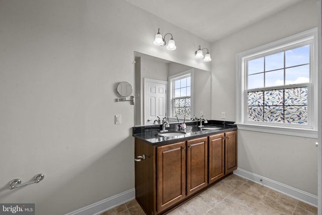 20696 ERSKINE TER, Ashburn, VA 20147