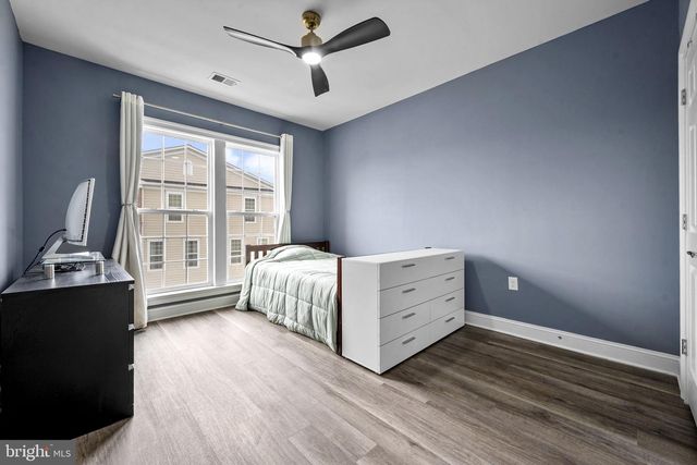 20696 ERSKINE TER, Ashburn, VA 20147