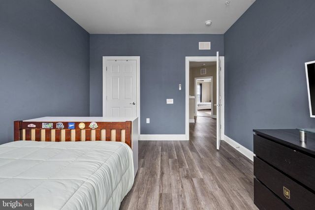 20696 ERSKINE TER, Ashburn, VA 20147