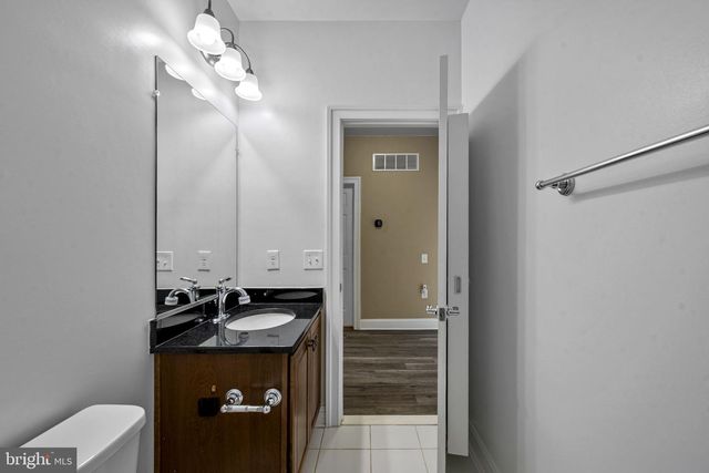 20696 ERSKINE TER, Ashburn, VA 20147