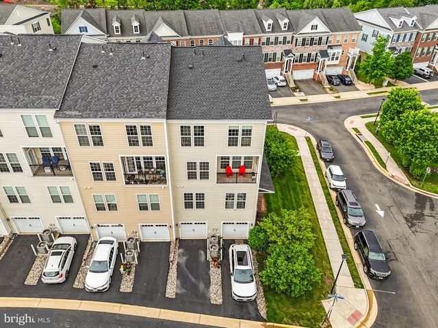 20696 ERSKINE TER, Ashburn, VA 20147