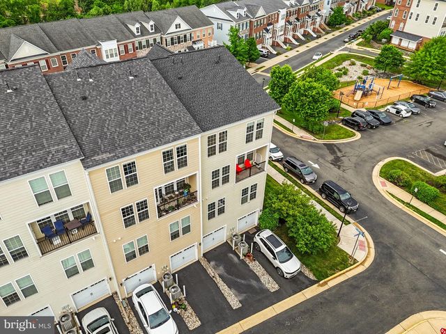 20696 ERSKINE TER, Ashburn, VA 20147