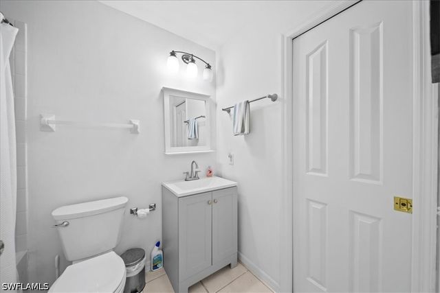 627 Saint Andrews BLVD, Naples, FL 34113