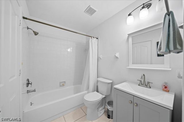 627 Saint Andrews BLVD, Naples, FL 34113