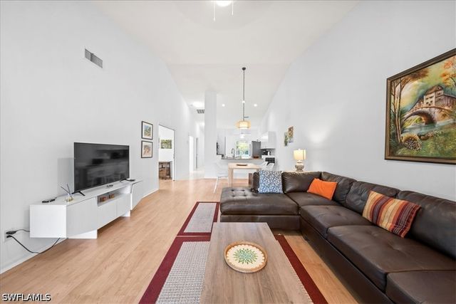627 Saint Andrews BLVD, Naples, FL 34113
