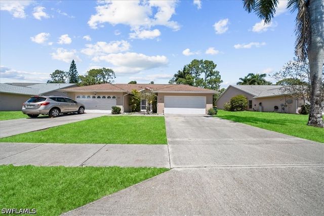 627 Saint Andrews BLVD, Naples, FL 34113