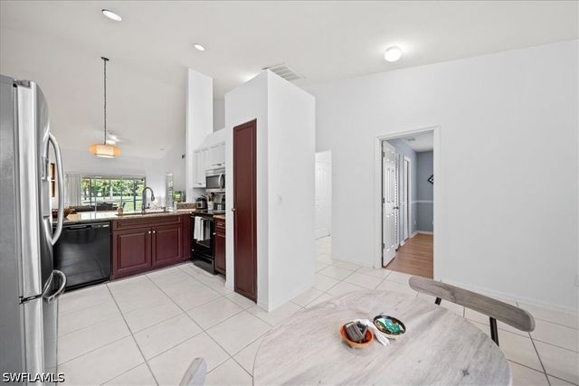 627 Saint Andrews BLVD, Naples, FL 34113