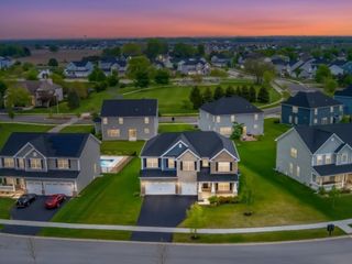 12513 S Willowgate Lane, Plainfield, IL 60585