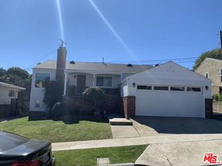 5037 Parkglen Avenue, Los Angeles, CA 90043