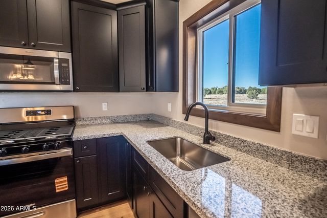 2021 E RIMSTONE Drive, Show Low, AZ 85901